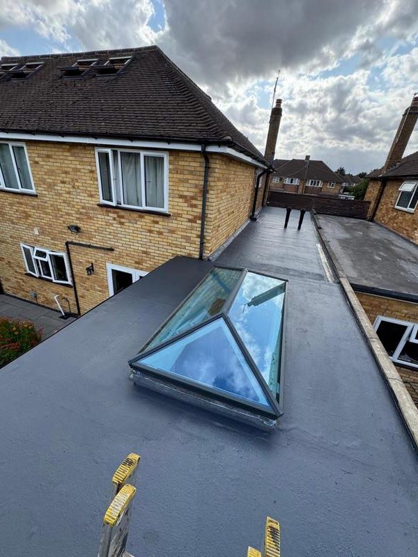 flat roofing with skylight aylesbury buckinghamshire